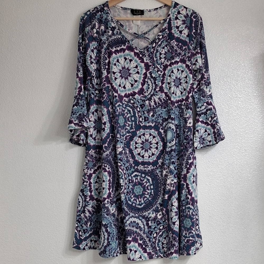 LTX Multi Colored Kalidescope Patterned Mini Dress    Size M